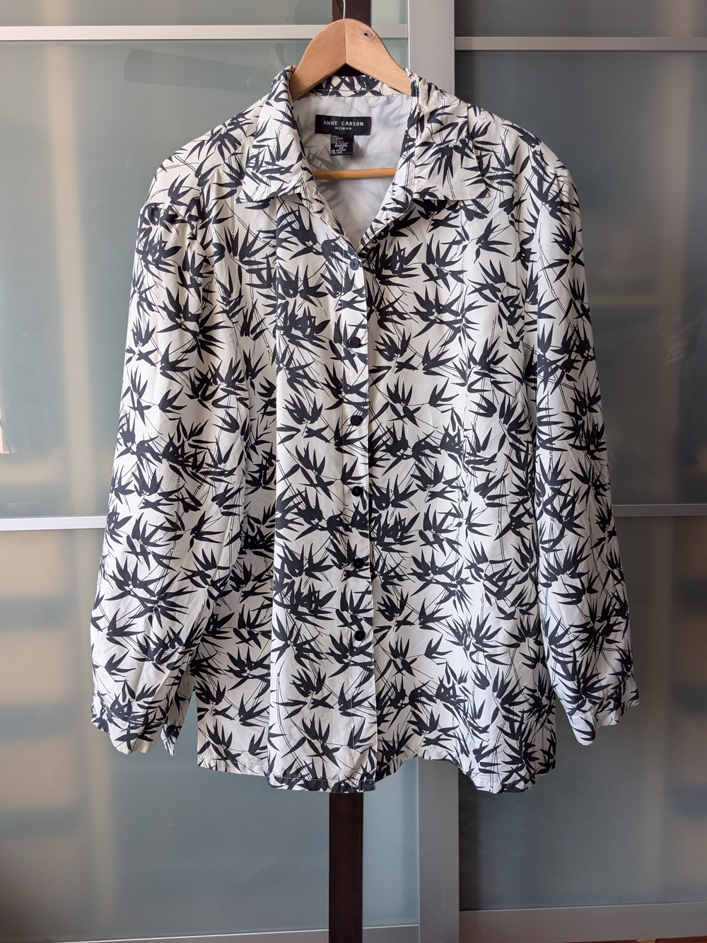 🐛Silk Anne Carson Black & White Printed Button-Up Shirt - 3X